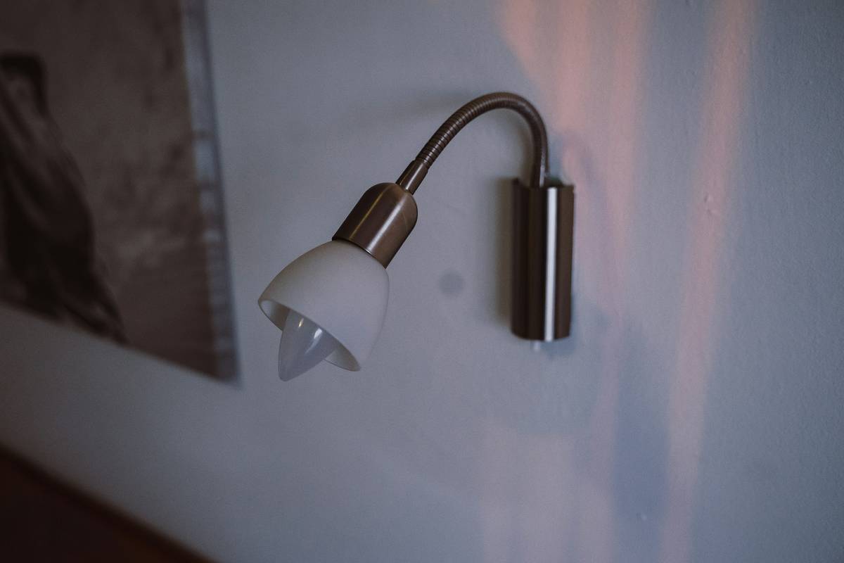 10 Best Wall Sconce Light Fixtures for Bedroom: Style, Function & Sleep-Friendly Glow